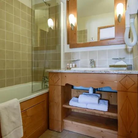 Arc 1950 Le Village 4p8p Classic Apartman *